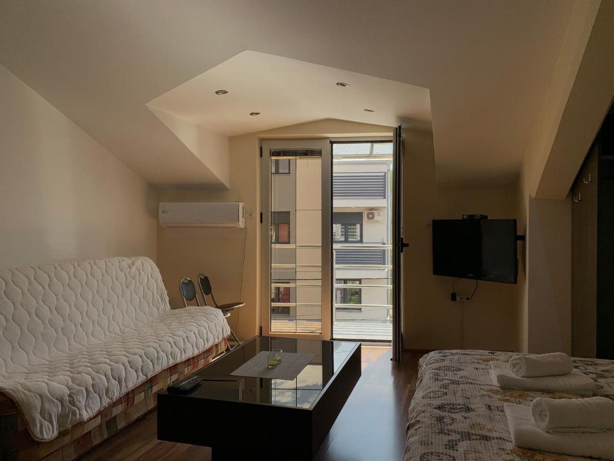 Apartmani Lavazza Vlasotince Exterior foto